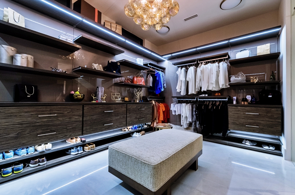 COP - CLOSETS -1- 91-091